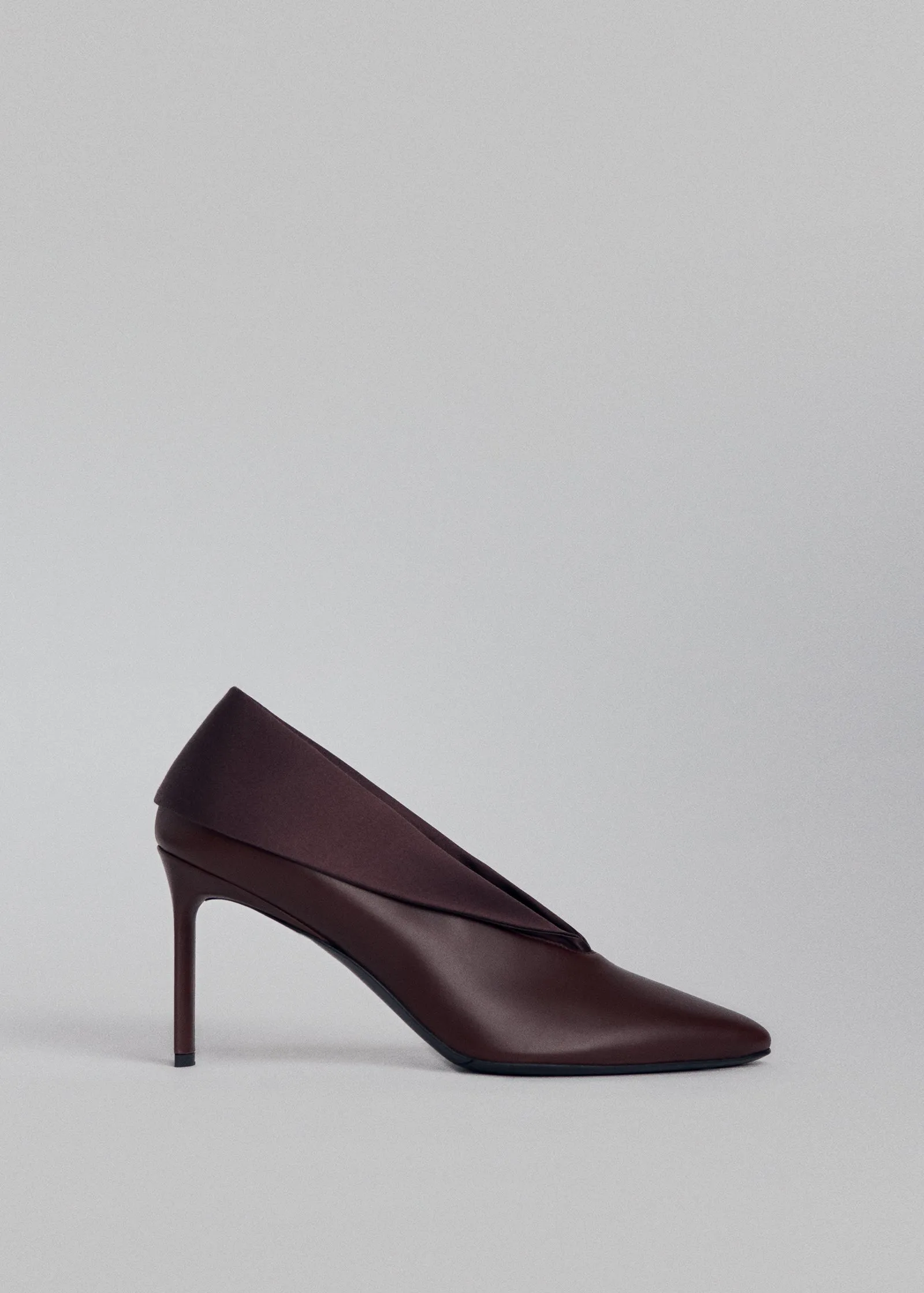 Collared V Neck High Heel Pump in Smooth Leather - Brown