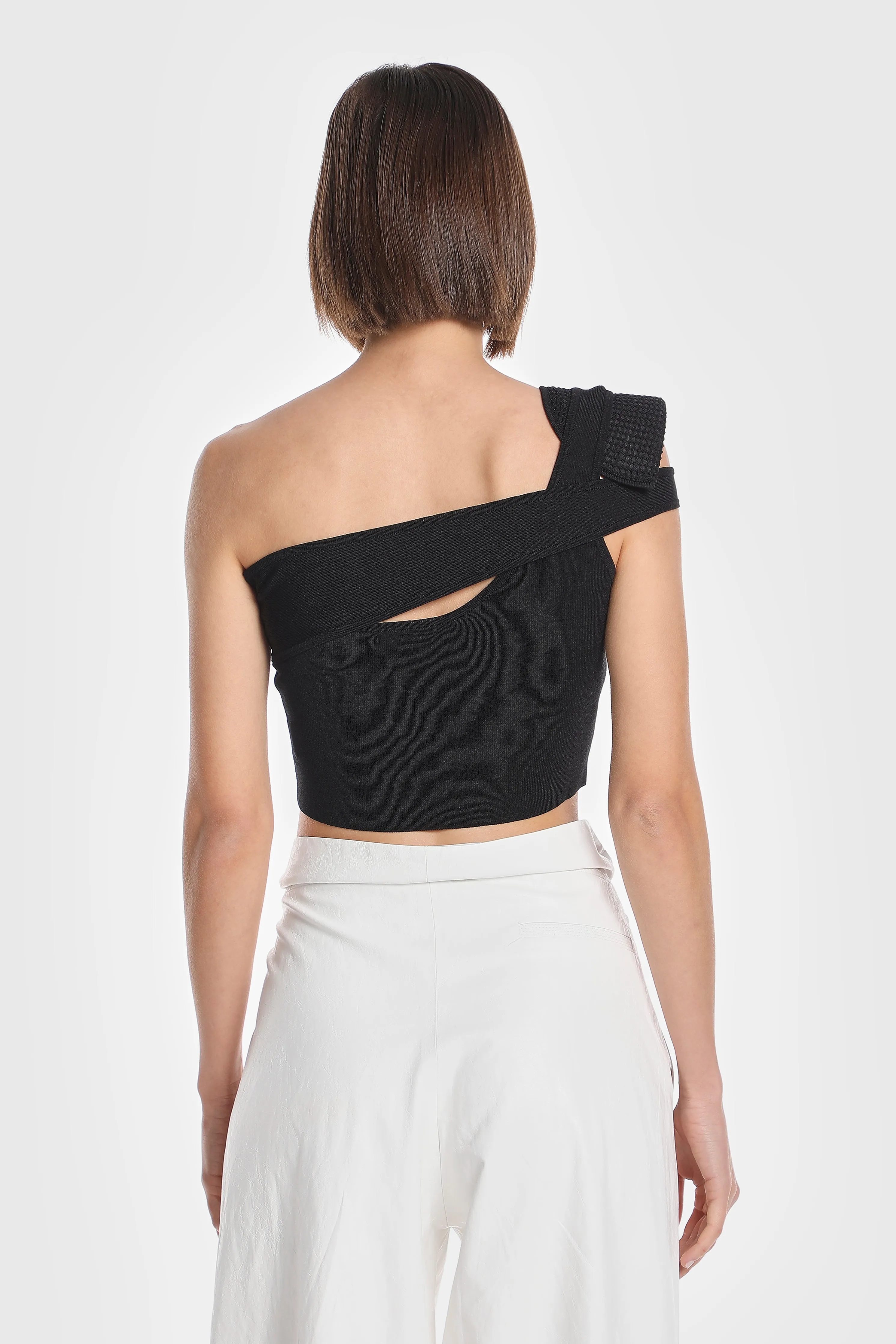 CROSSOVER ONE SHOULDER TOP W/ SHOULDER PAD