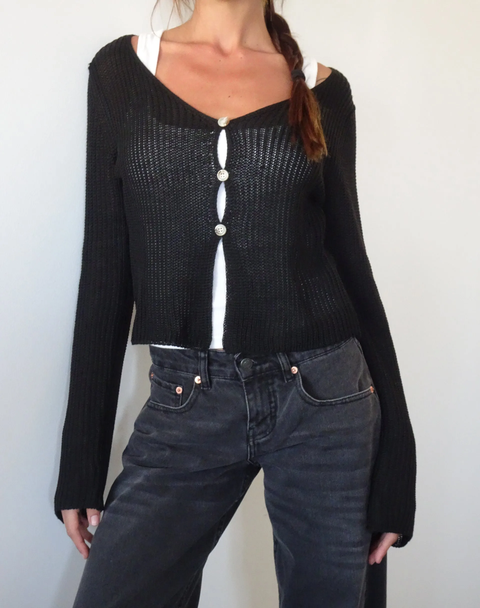 Devita Long Sleeve Knitted Top in Black