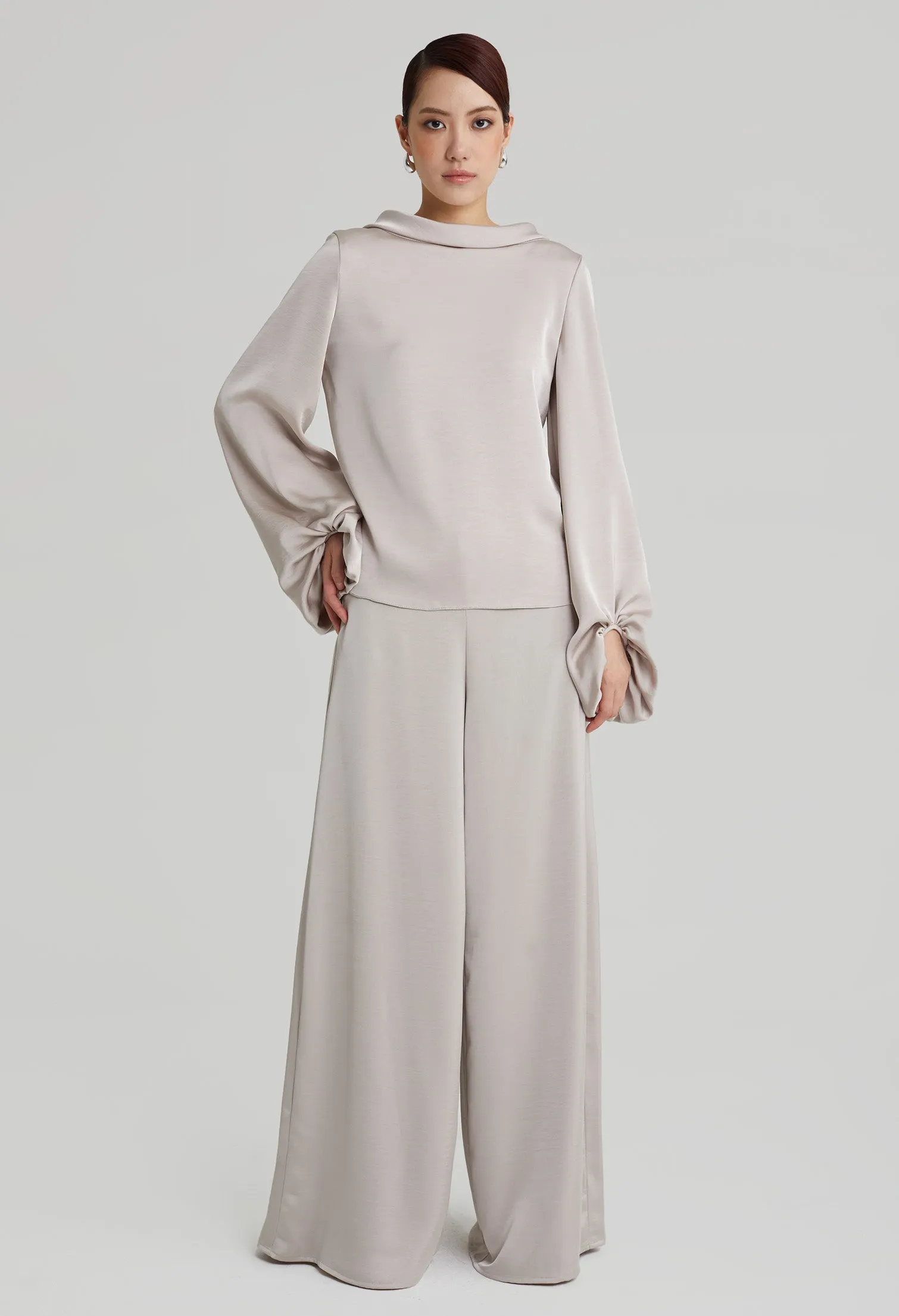 nichii X NURITA HARITH High Neck Folded Bell Sleeve Top