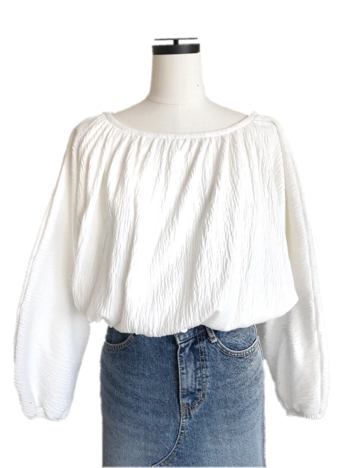 Off-shoulder short tops