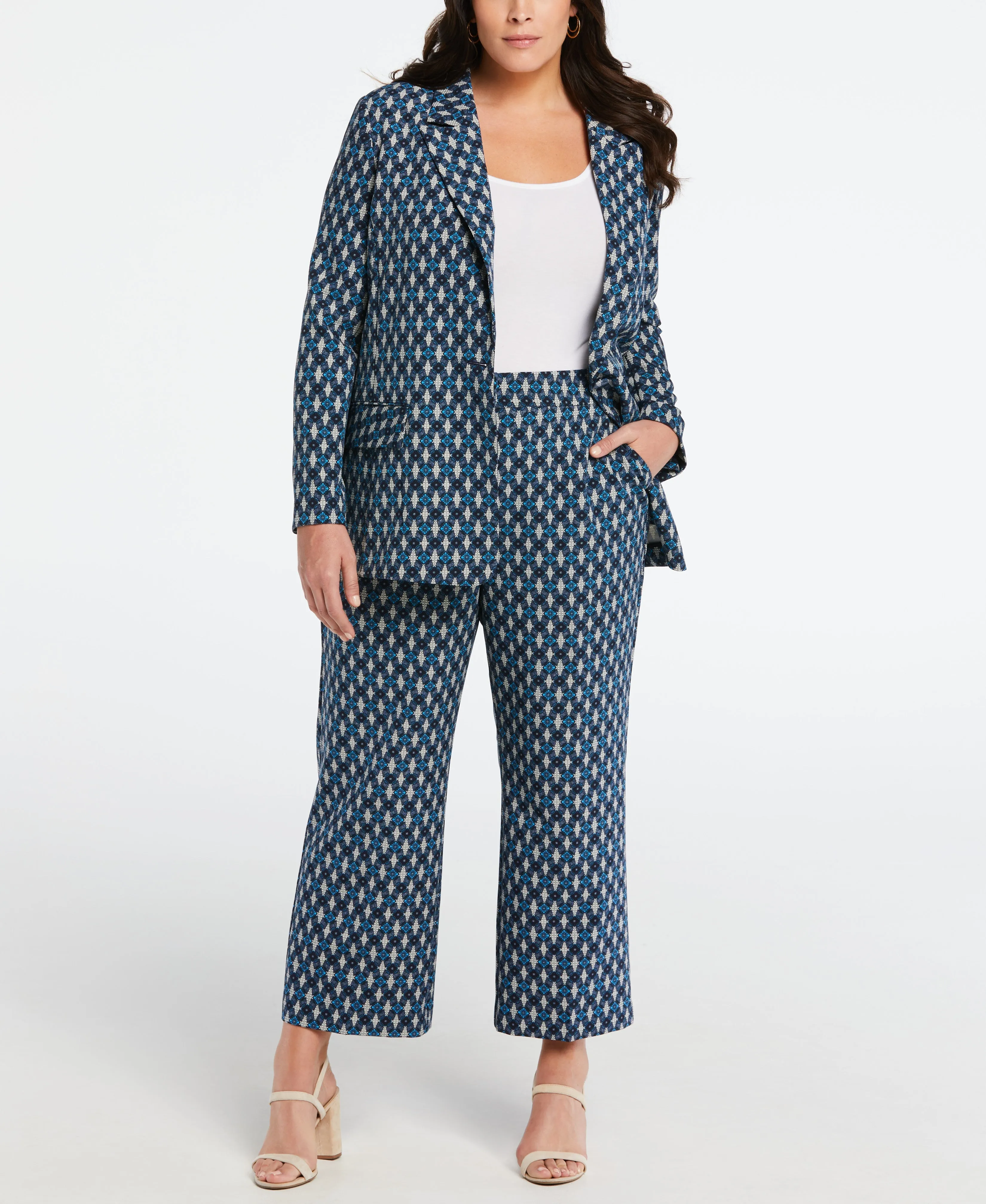 Plus Size Medallion Print Cropped Cullotte Pant